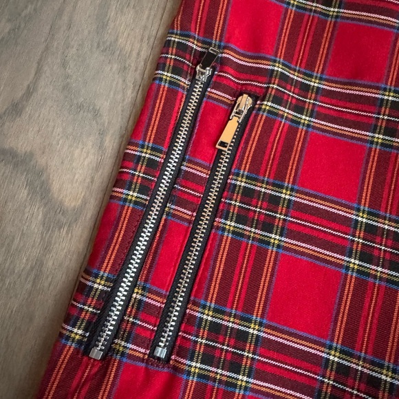 EUC Zara red and black plaid skinny pants with zipper accents - Size small - Picture 3 of 6